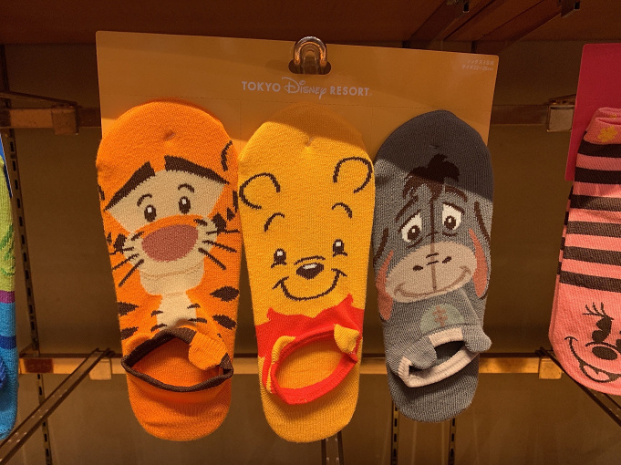 21 ディズニー靴下28選 カラフルなものからシンプルなデザインまで 21 ディズニー靴下28選 カラフルなものからシンプルなデザインまで