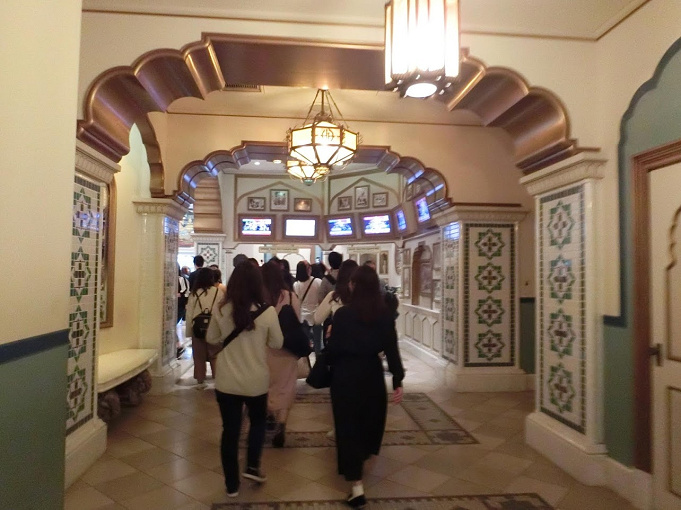 タワーオブテラーの隠れトリビア10選 ミステリーホテルをオブジェや裏話で紐解こう