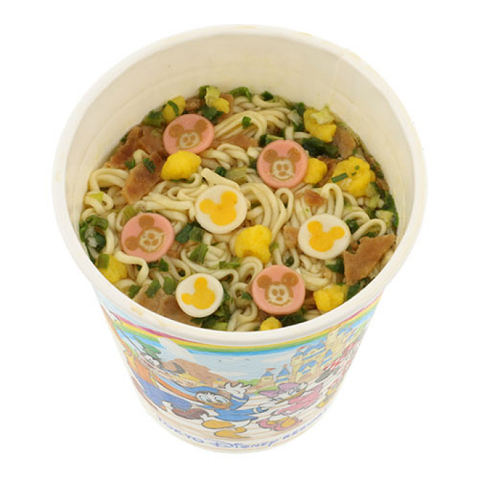 新定番 ディズニーで買えるラーメンのお土産まとめ カップ麺セットや変わり種のキーチェーンも