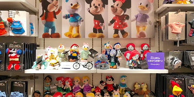 【ディズニーストア】「ぬいもーず」とは?種類・販売場所まとめ!ぬいぐるみ界のモデル!