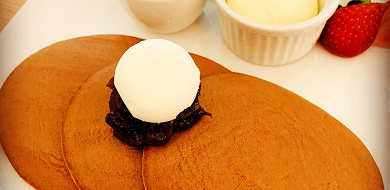 【東京駅周辺】人気のパンケーキ店おすすめ7選！ふわふわな食感がたまらない魅惑のスイーツ♪