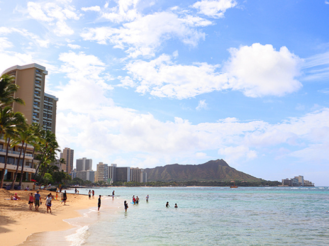 【ハワイ】ワイキキ周辺のおすすめ観光スポット5選！ビーチ、カフェ、ショッピング、レストランも