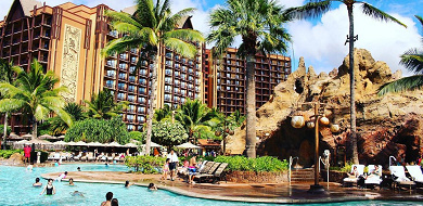 【ハワイ 】目的別おすすめプール8選！家族向けウォーターパーク&カップル向けホテルのプールも！