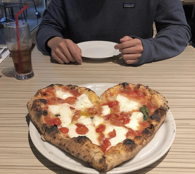 Trattoria Pizzeria LOGIC ODAIBA