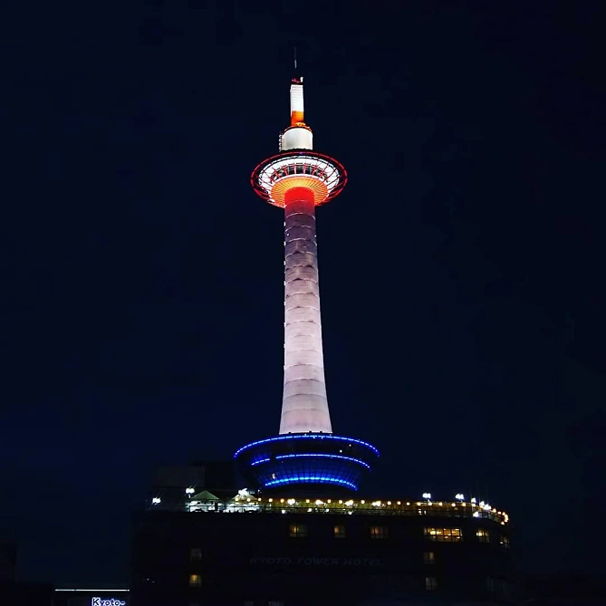 京都駅にある京都タワー