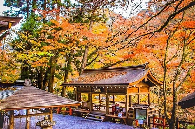 貴船神社
