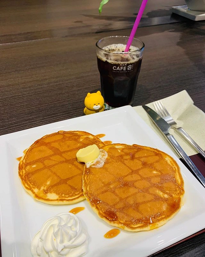丸の内 CAFE 会