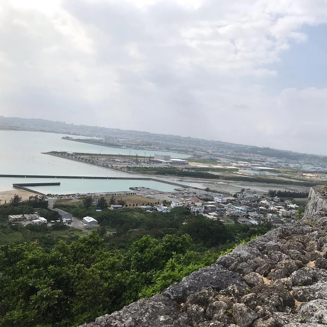 勝連城から望む風景