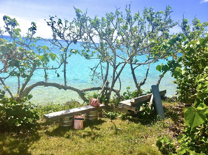 鳩間島