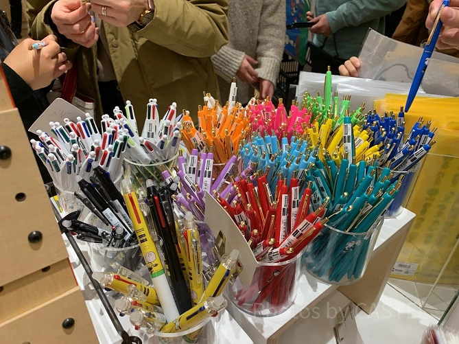 南町田のスヌーピーミュージアムで販売しているスヌーピーのボールペン