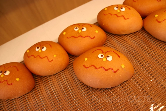 カレーパンマン