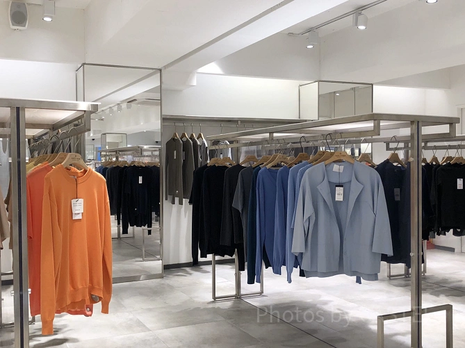 韓国ファッションのお店