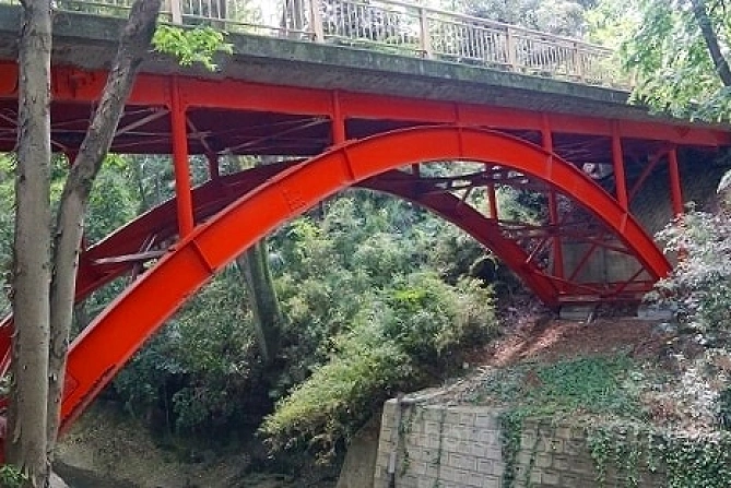ゴルフ橋