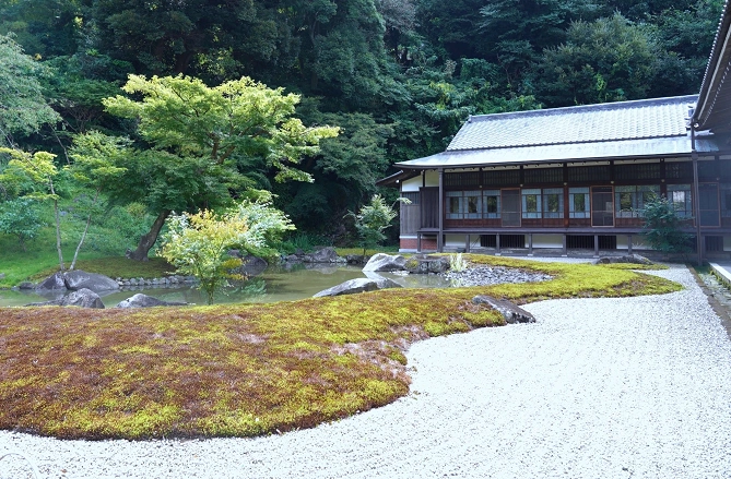 円覚寺：方丈の庭園