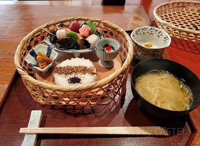 十月亭