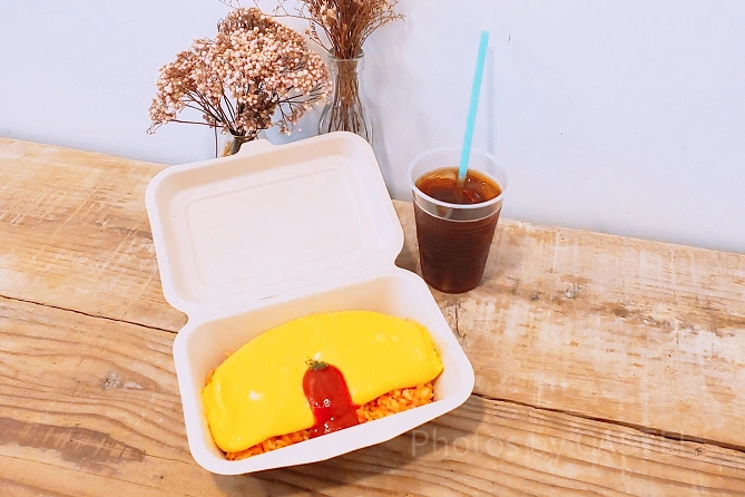 Little pool coffeeで最大3時間待ちのオムライス「とろとろ」