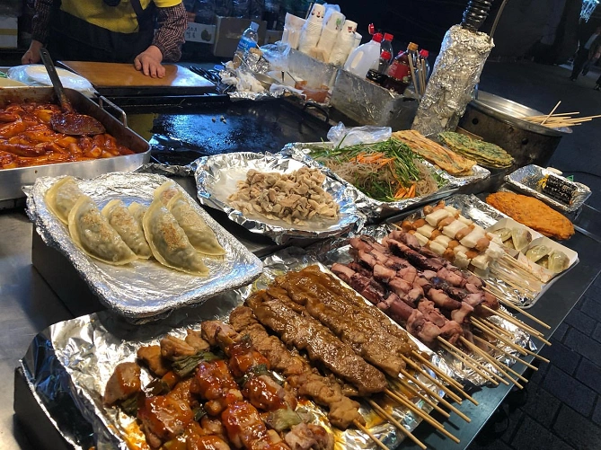 【最新】韓国で絶対飲みたい美味しいお酒11選！マッコリ、チャミスル、ビール、梅酒など