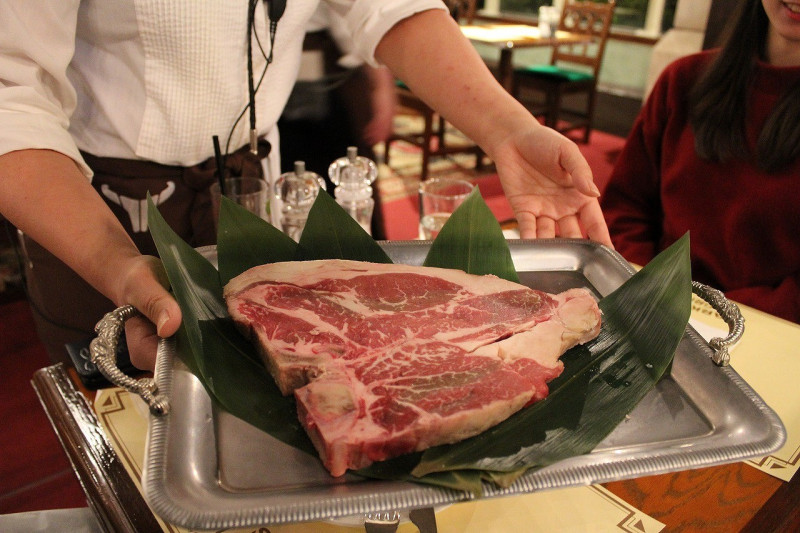 パークサイド・グリルで提供されているビーフ