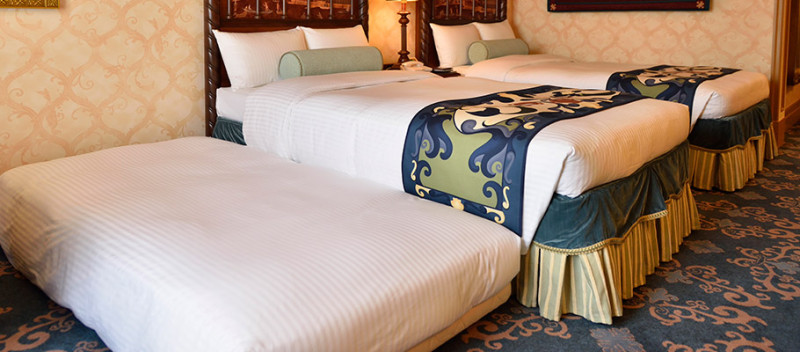 バルコニールームのトランドルベッド