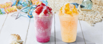 トロピカル・フラッペ ~ストロベリー~(左)