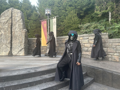 デスイーター(ホグワーツ城前)