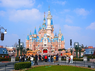 上海ディズニーランド：エンチャンテッド・ストーリーブック・キャッスル