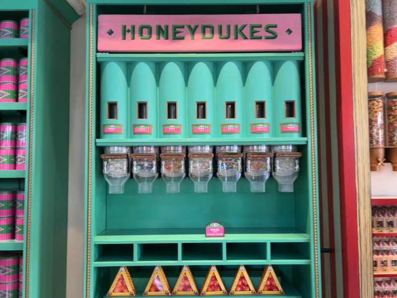 お菓子詰め放題