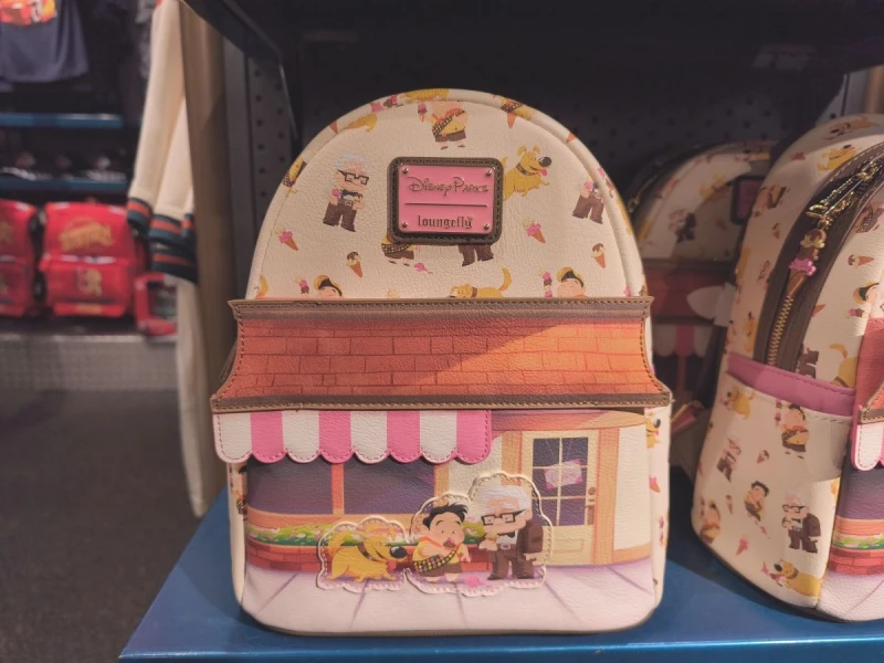 アナハイムディズニーラウンジフライ（Loungefly）：カールじいさん＆ラッセル