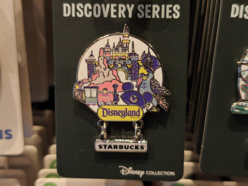 アナハイムディズニーのピンバッジ：パークモチーフ　スターバックスボード付