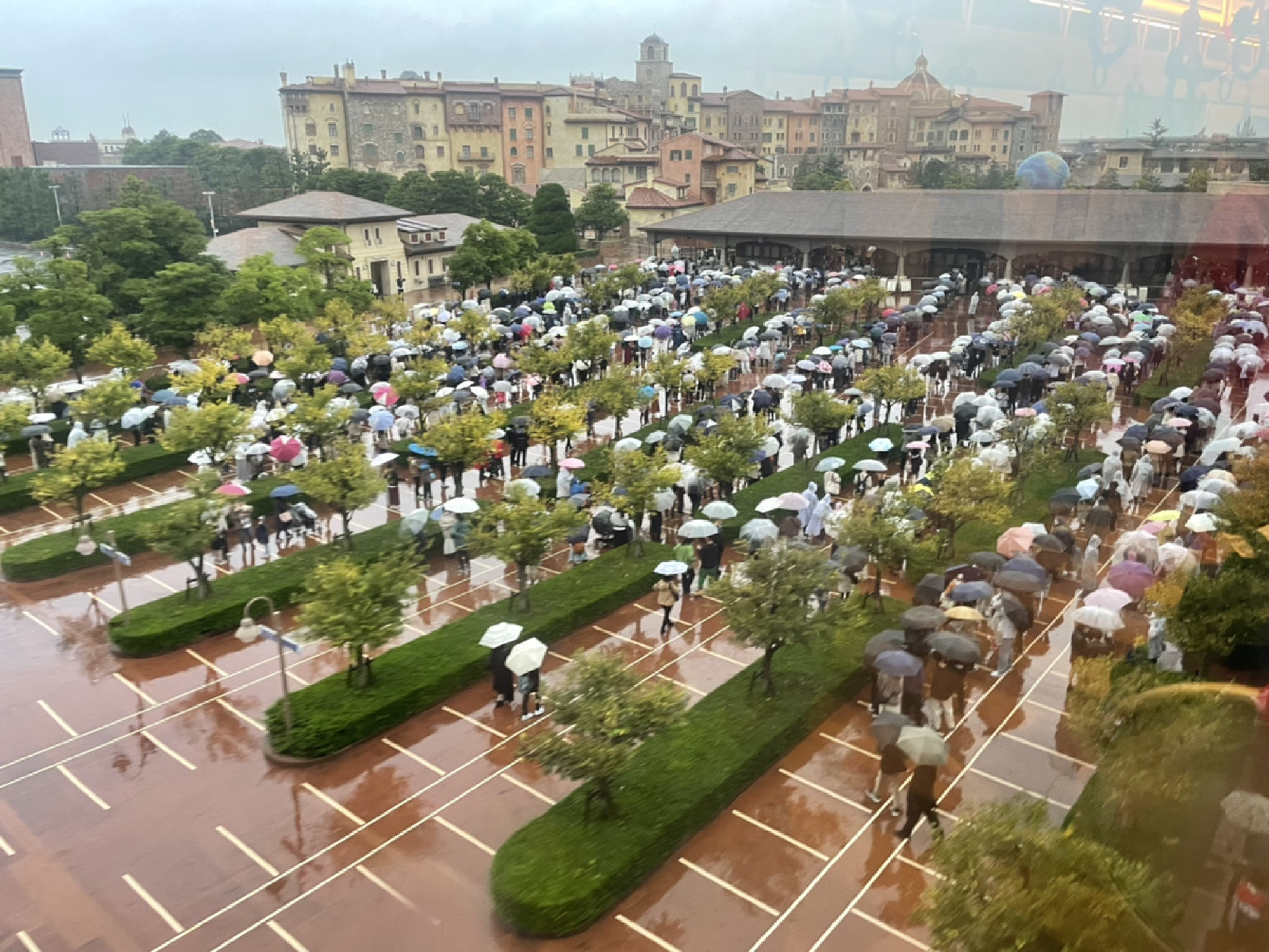 ディズニーシー開園待ちの様子 11月9日 キャステル Castel ディズニー情報