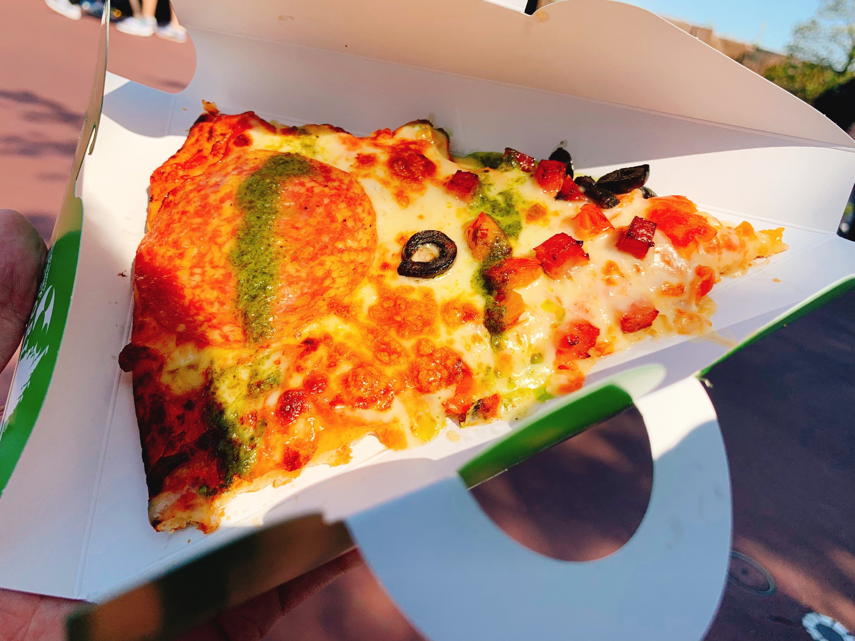 完全網羅 ディズニーランド シーのピザを食べつくそう アツアツピザ全品紹介