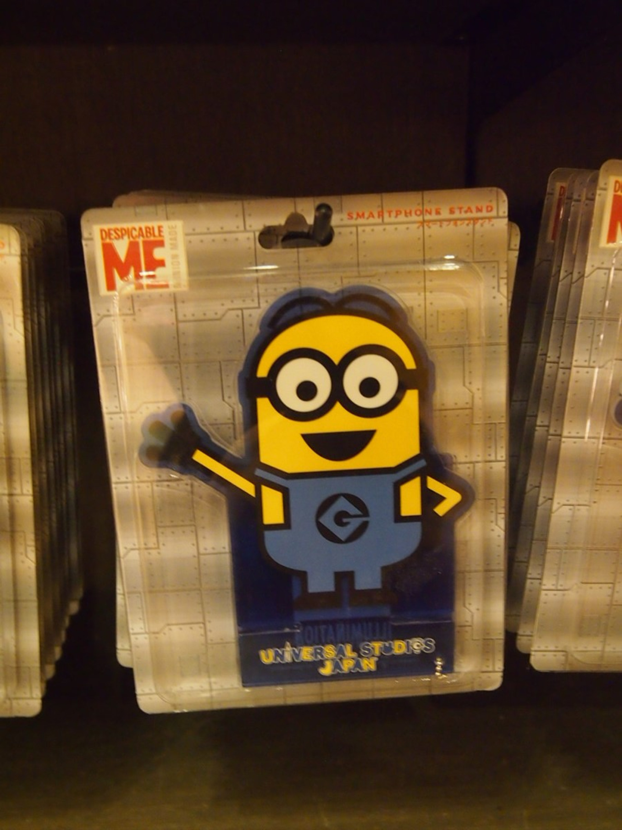 ミニオンスマホスタンド キャステル Castel ディズニー情報 ミニオンスマホスタンド キャステル Castel ディズニー情報