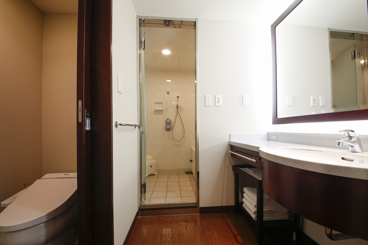 バス・トイレ別で安心のルームレイアウト キャステル CASTEL ディズニー情報