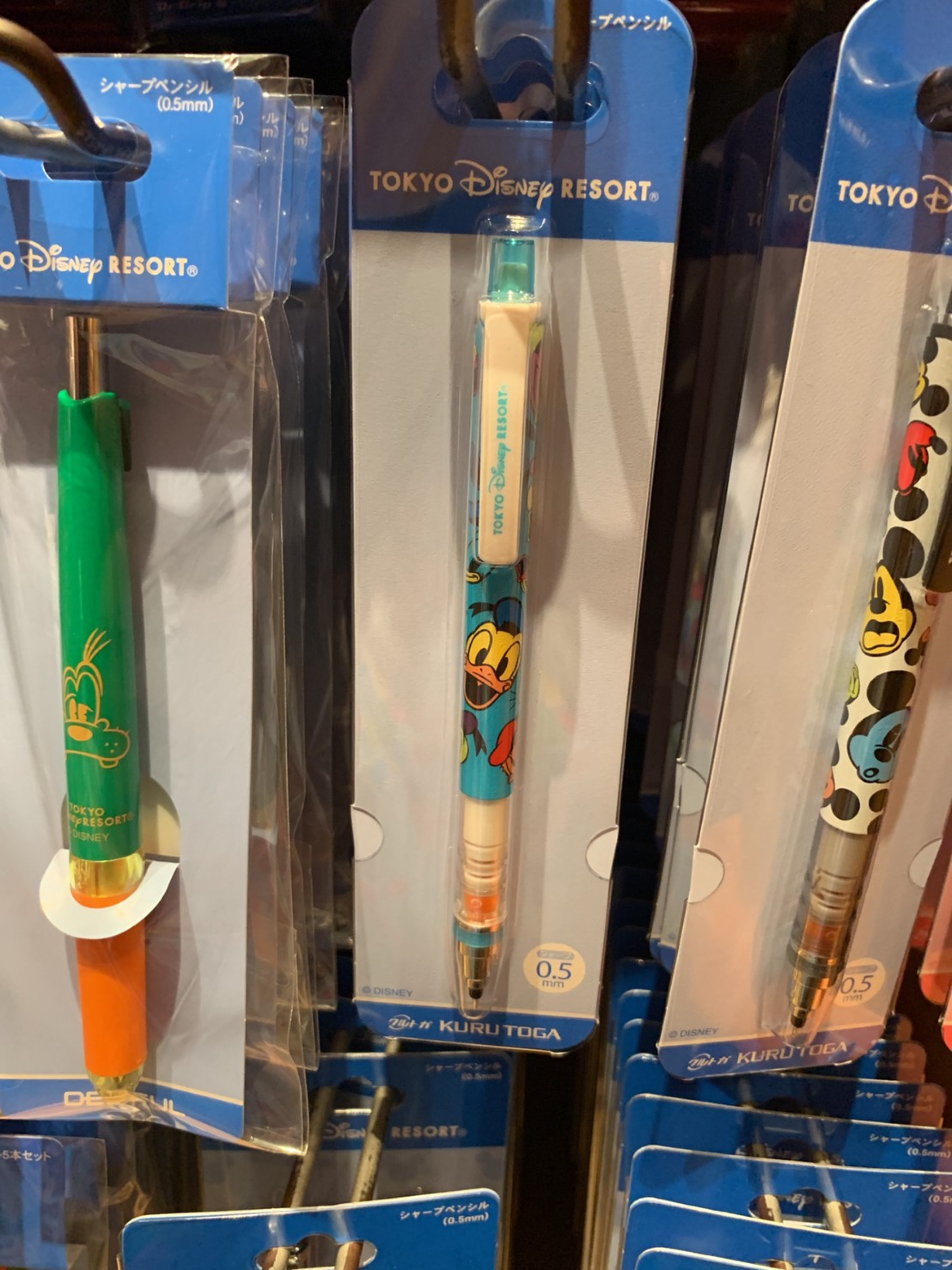 クルトガ ドナルド キャステル Castel ディズニー情報