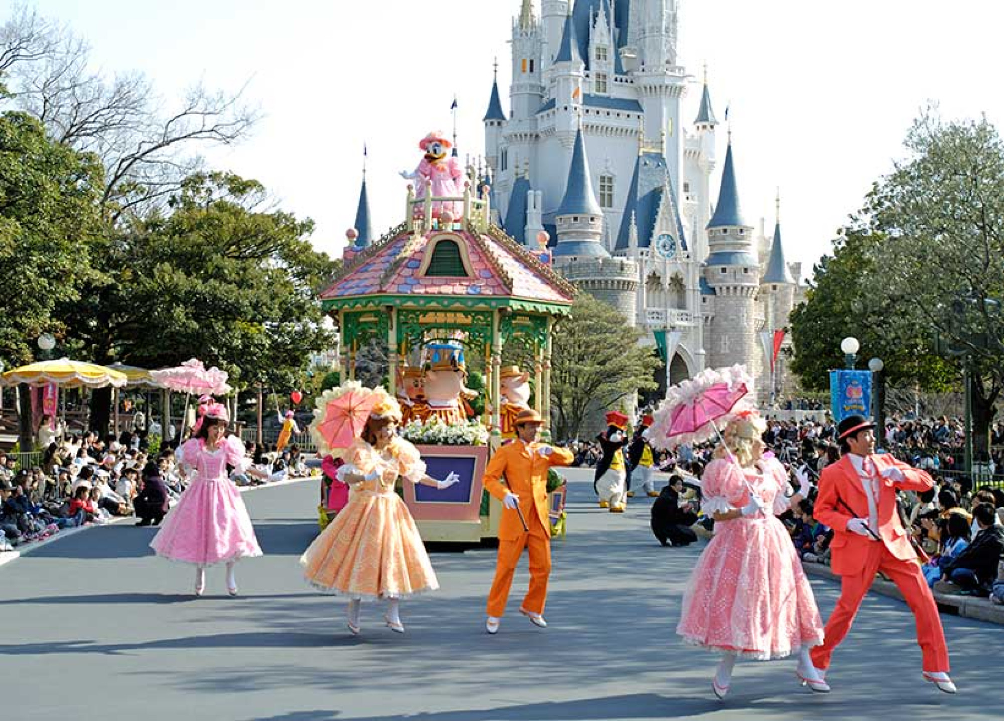 ディズニー ドリームス オン パレード キャステル Castel ディズニー情報
