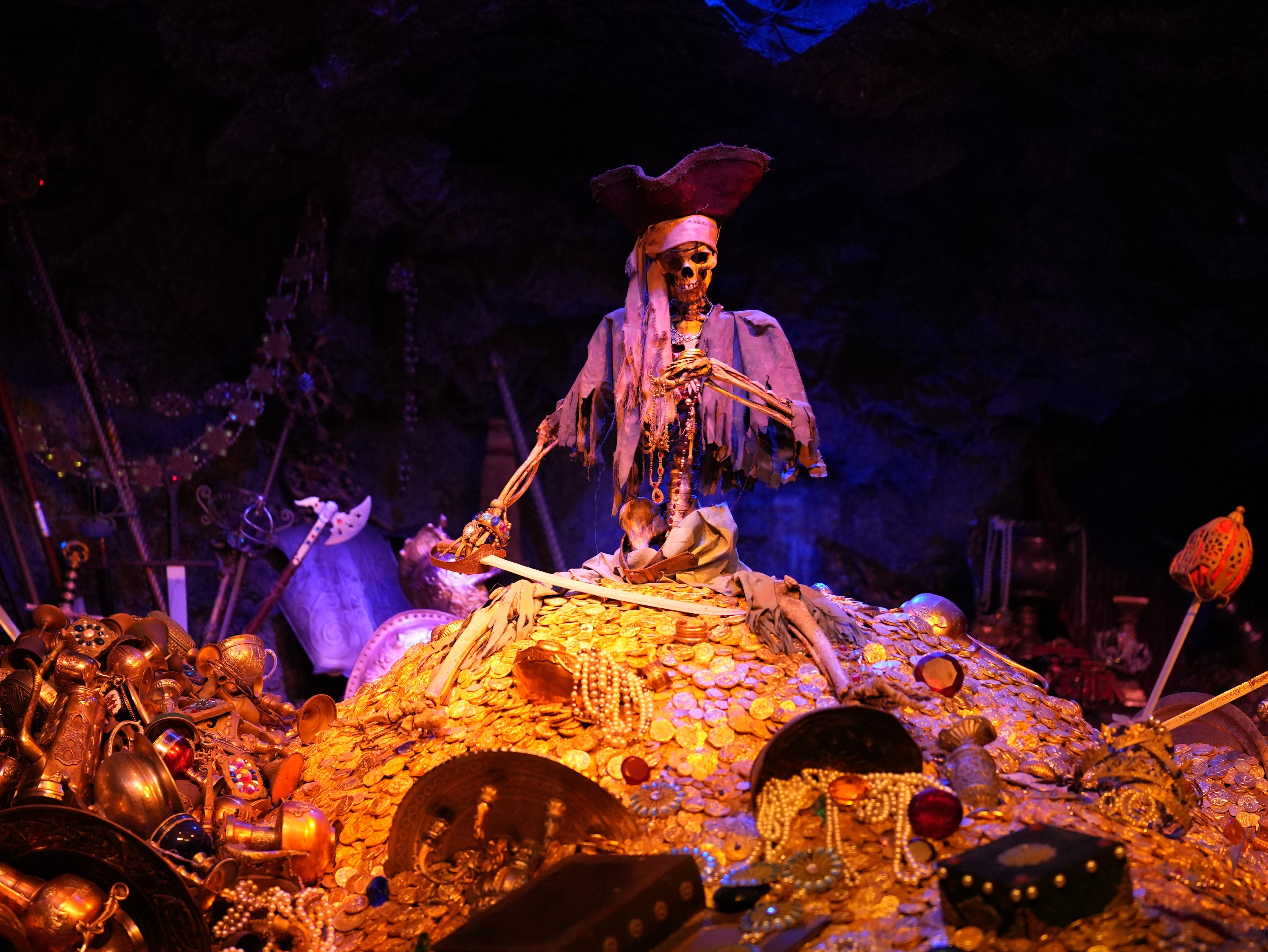 カリブの海賊内 キャステル Castel ディズニー情報