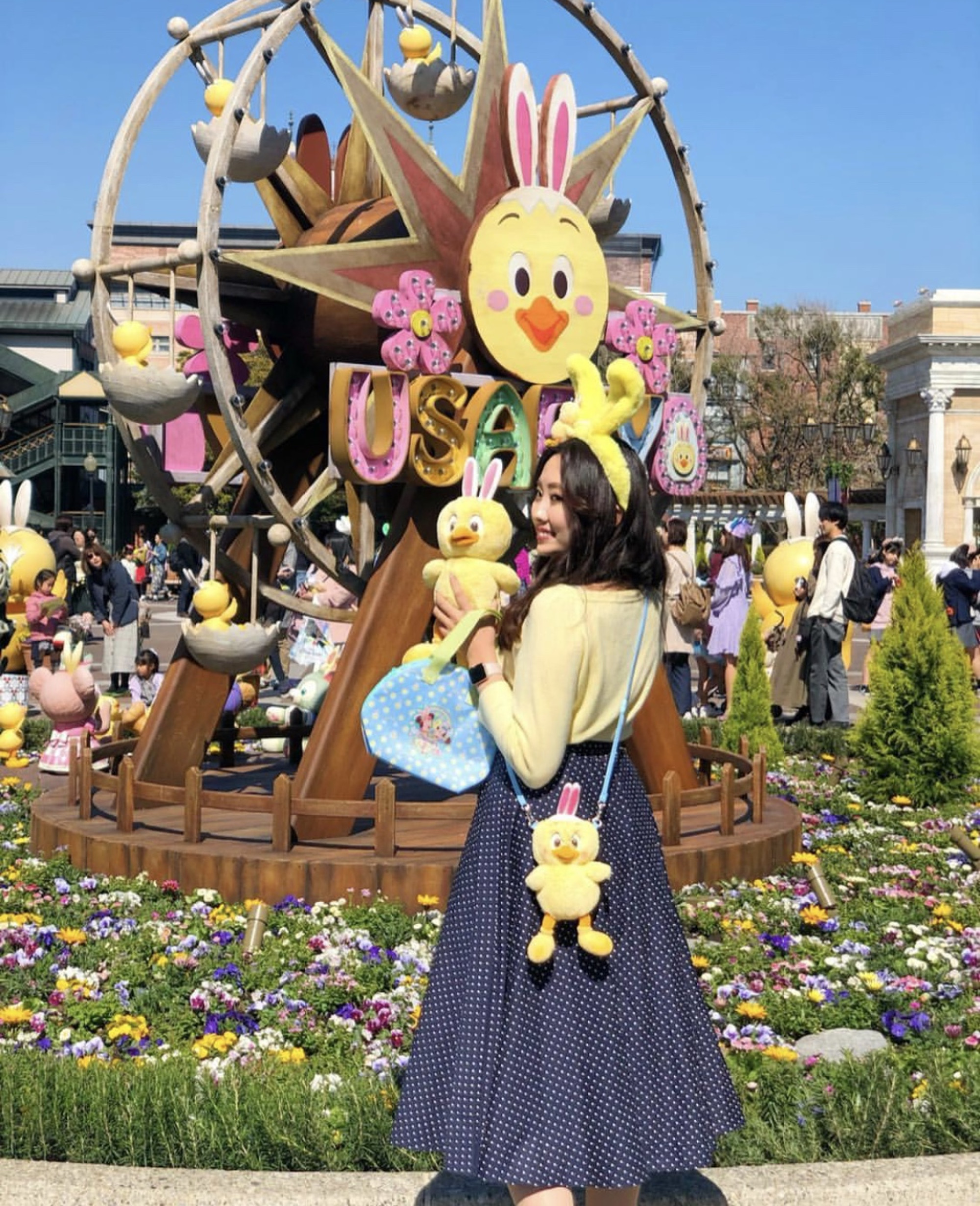 ネイビー イエローの相性が トレンドの水玉コーデ キャステル Castel ディズニー情報