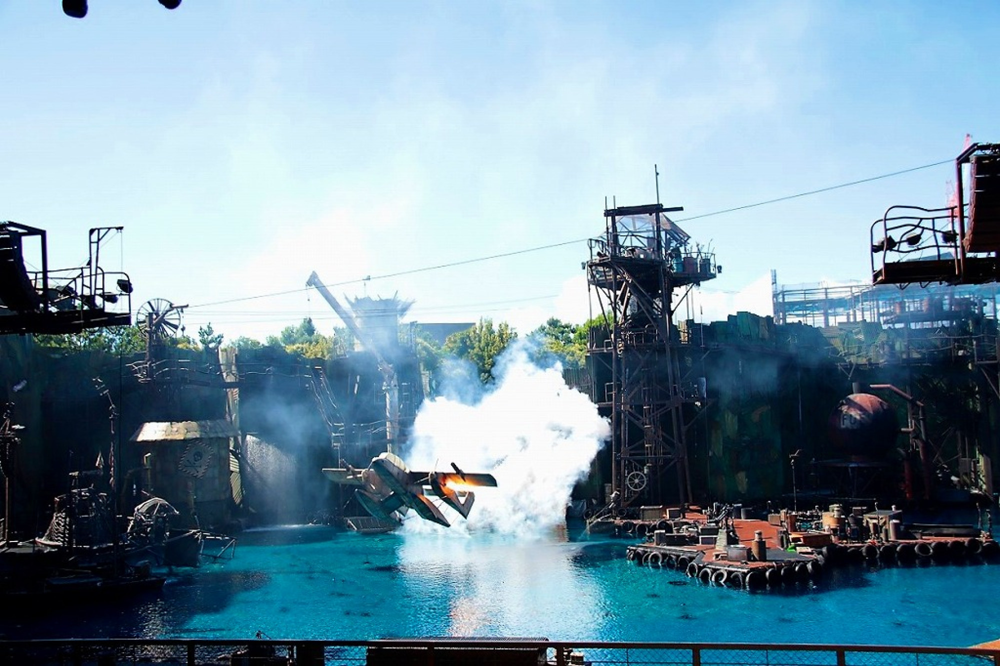 映画 ウォーターワールド の登場人物 キャステル Castel ディズニー情報