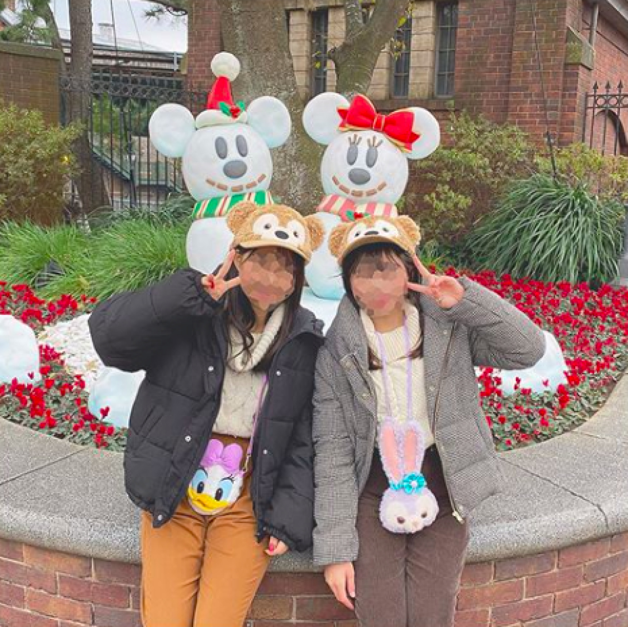 友達同士好きなパスケースを合わせるコーデ キャステル Castel ディズニー情報 友達同士好きなパスケースを合わせるコーデ キャステル Castel ディズニー情報