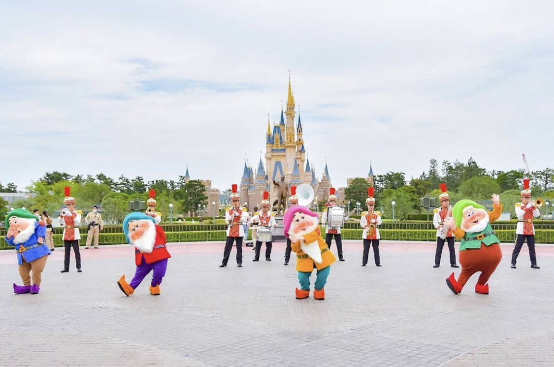 7人の小人 キャステル Castel ディズニー情報