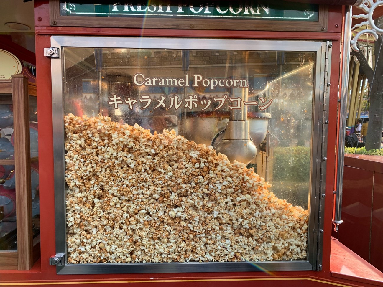 ディズニーのキャラメルポップコーン キャステル Castel ディズニー情報