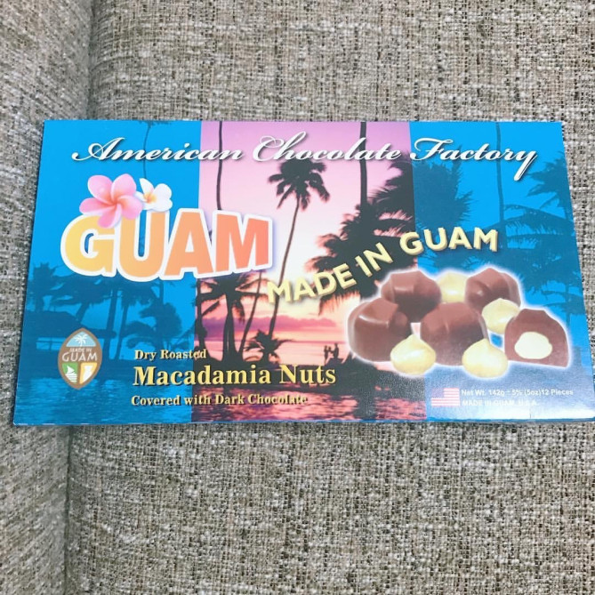 マカダミアナッツチョコレート