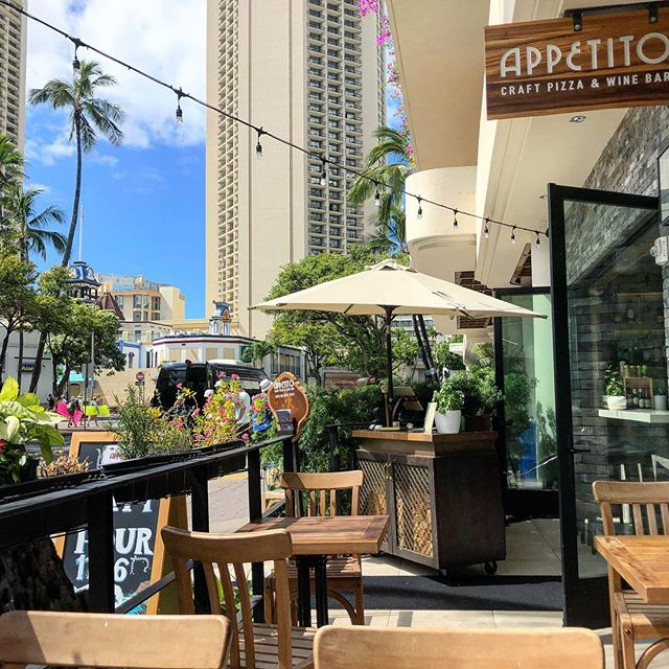 ワイキキ周辺おすすめレストラン「Appetito Craft Pizza and Wine Bar」