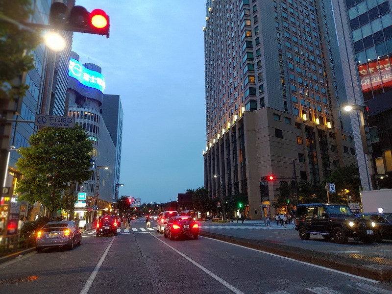 東京ミッドタウン日比谷の周辺道路 ミルミ Mirumi お出かけ 旅行メディア