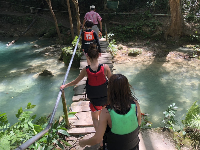 レッツ、アクティビティ！