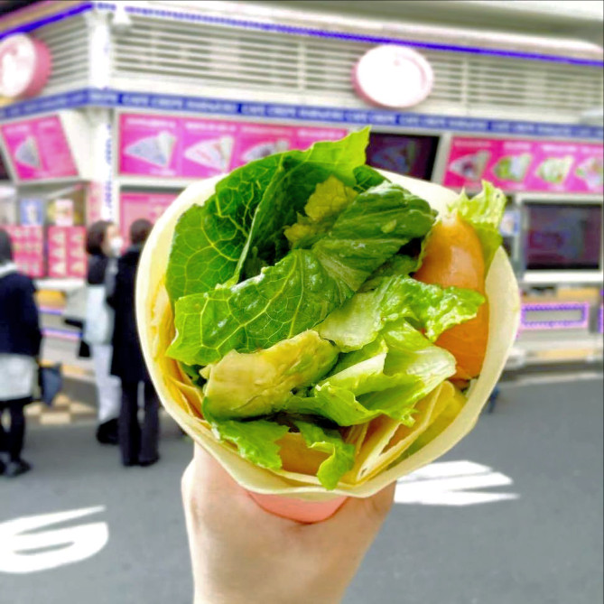 サラダのクレープ