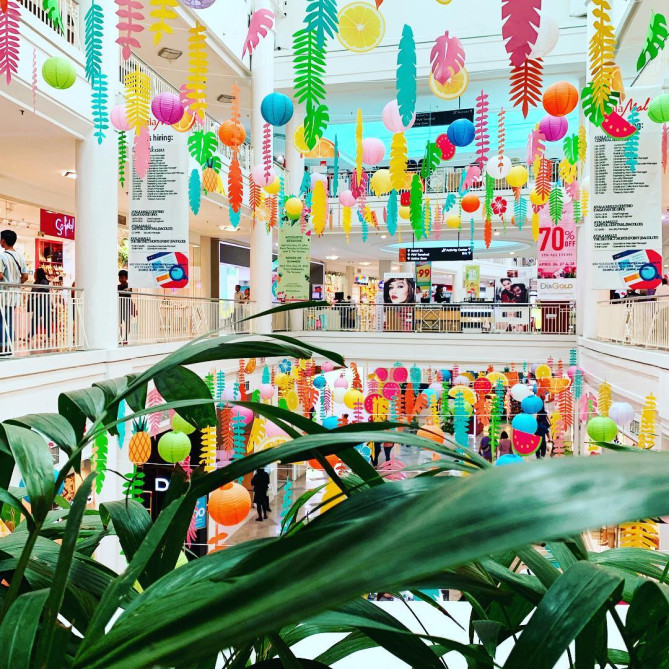 アヤラモール内観