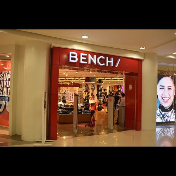 BENCH(ベンチ) アヤラモール店
