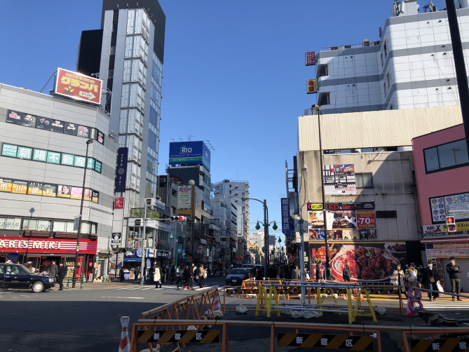 新大久保の街並み