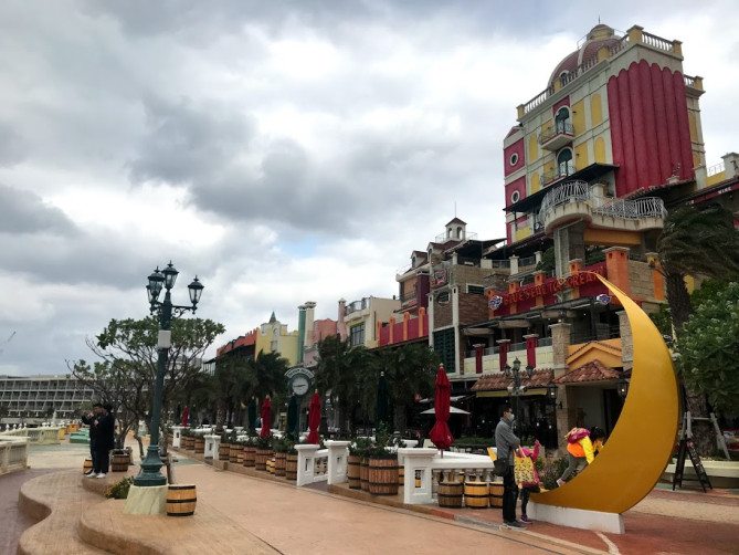 季節によって装飾が変わるのも楽しみのひとつです